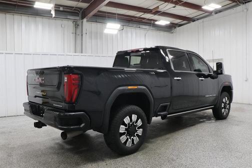 2024 GMC Sierra 2500 Denali