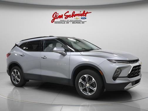 Sterling Gray Metallic 2024 Chevrolet Blazer 2LT