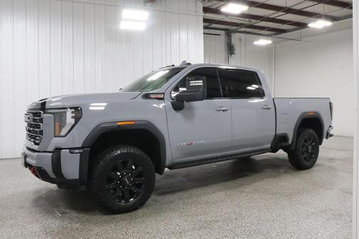 Thunderstorm Grey 2025 GMC Sierra 2500 AT4