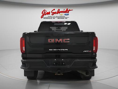 Onyx Black 2021 GMC Sierra 2500 AT4