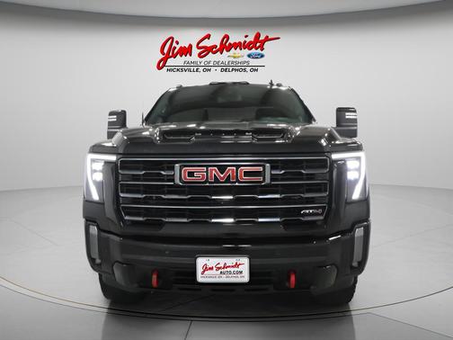 Onyx Black 2024 GMC Sierra 2500 AT4