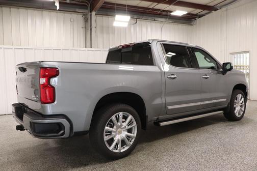 Sterling Gray Metallic 2026 Chevrolet Silverado 1500 High Country