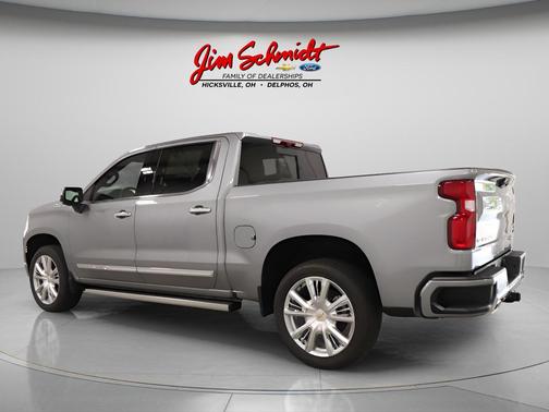 Sterling Gray Metallic 2026 Chevrolet Silverado 1500 High Country