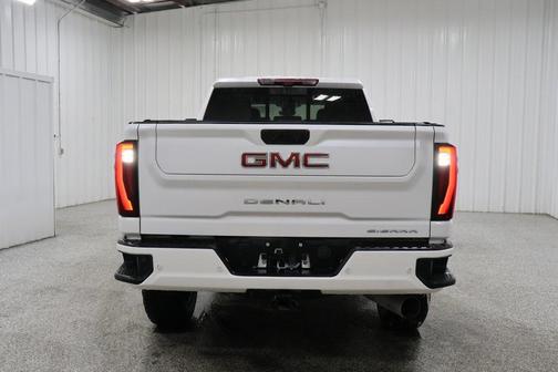 2024 GMC Sierra 2500 Denali
