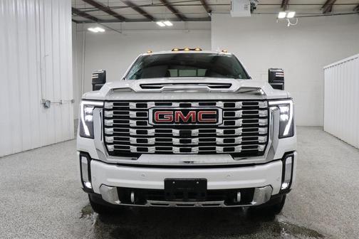 2024 GMC Sierra 2500 Denali