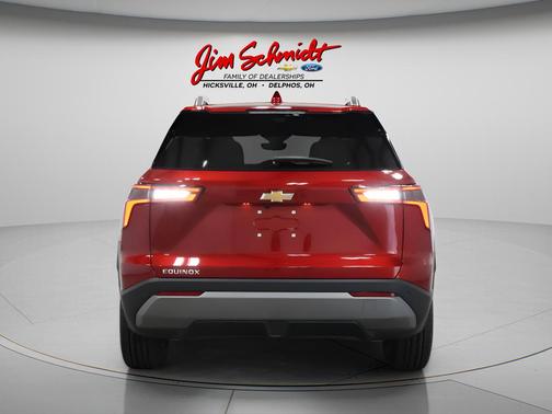 Radiant Red Tintcoat 2026 Chevrolet Equinox 1LT