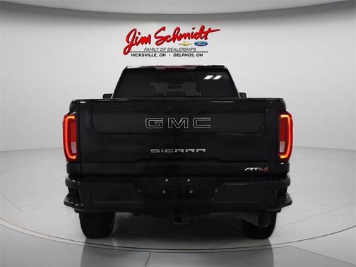 2022 GMC Sierra 2500 AT4