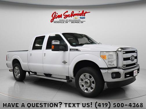 Oxford White 2016 Ford F-250 Lariat