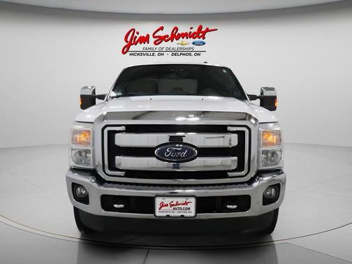 Oxford White 2016 Ford F-250 Lariat