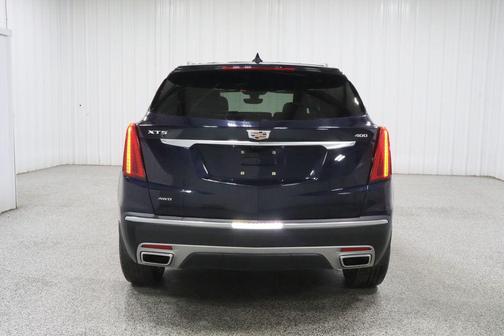 Dark Moon Blue Metallic 2022 Cadillac XT5 Premium Luxury