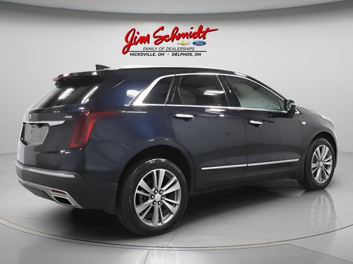 Dark Moon Blue Metallic 2022 Cadillac XT5 Premium Luxury