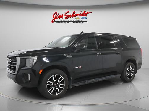 Onyx Black 2022 GMC Yukon XL AT4