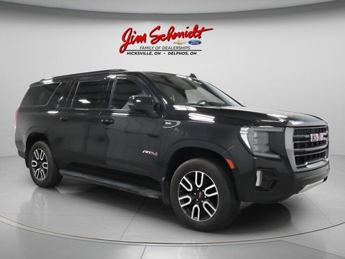 Onyx Black 2022 GMC Yukon XL AT4