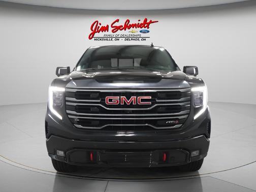 Onyx Black 2022 GMC Sierra 1500 AT4