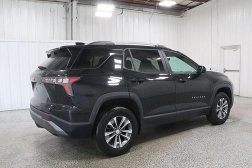 Mosaic Black Metallic 2025 Chevrolet Equinox 1LT