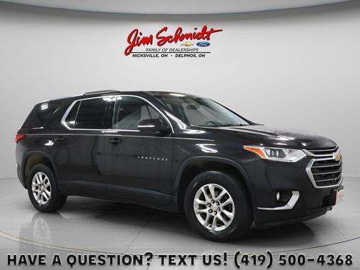 Mosaic Black Metallic 2018 Chevrolet Traverse LT Cloth