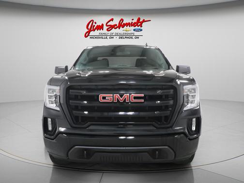 Onyx Black 2022 GMC Sierra 1500 Elevation