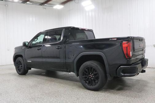Onyx Black 2022 GMC Sierra 1500 Elevation