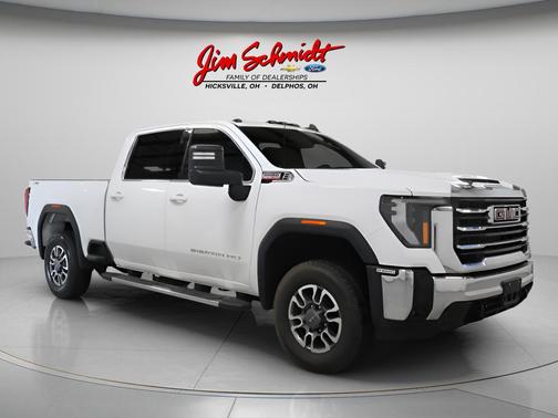 Summit White 2025 GMC Sierra 2500 SLE