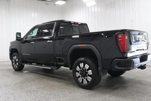 2025 GMC Sierra 2500 Denali