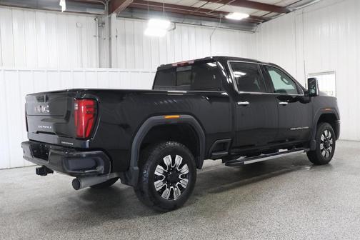 2025 GMC Sierra 2500 Denali