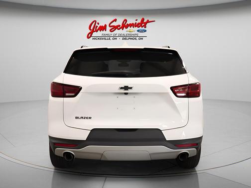 Summit White 2024 Chevrolet Blazer 3LT
