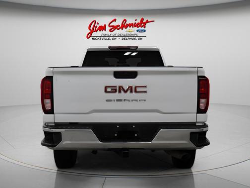 2024 GMC Sierra 2500 Pro