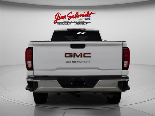2024 GMC Sierra 2500 Pro