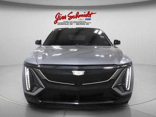 Argent Silver Metallic 2024 Cadillac LYRIQ Sport