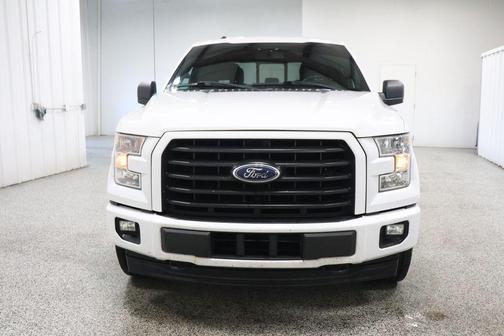 Oxford White 2017 Ford F-150 XLT