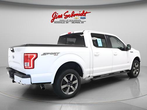 Oxford White 2017 Ford F-150 XLT