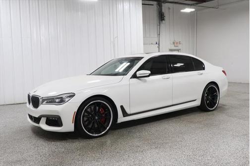 2019 BMW 750 I