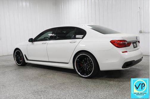 2019 BMW 750 I