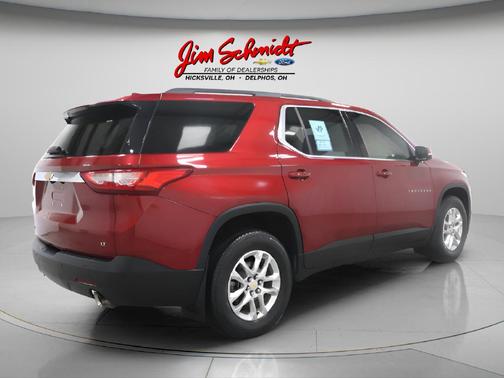 Cajun Red Tintcoat 2020 Chevrolet Traverse LT Cloth