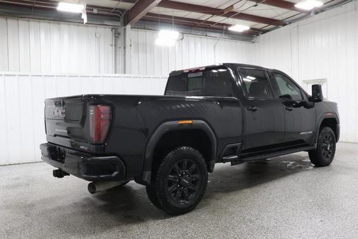 2025 GMC Sierra 2500 AT4