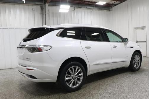 2023 Buick Enclave Avenir AWD