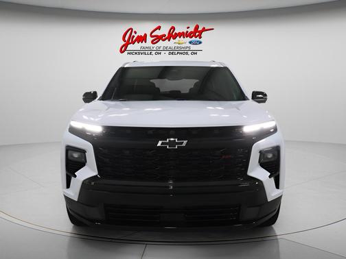 Polar White Tricoat 2026 Chevrolet Traverse RS
