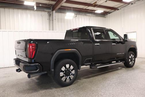 Onyx Black 2024 GMC Sierra 2500 Denali
