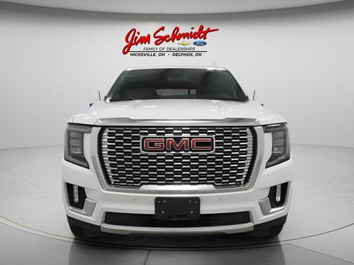 Summit White 2024 GMC Yukon XL Denali