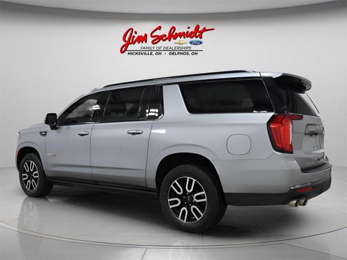 2024 GMC Yukon XL AT4