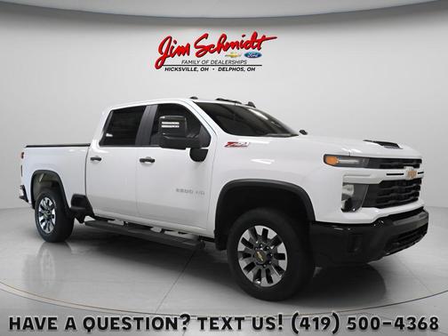 Summit White 2024 Chevrolet Silverado 2500 Custom