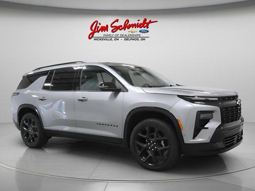 Sterling Gray Metallic 2024 Chevrolet Traverse RS