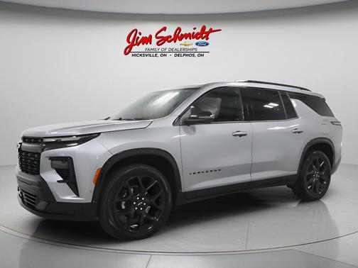 Sterling Gray Metallic 2024 Chevrolet Traverse RS