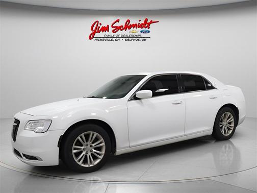 2017 Chrysler 300 Limited