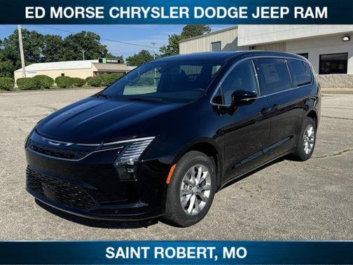 Diamond Black 2027 Chrysler Pacifica SELECT