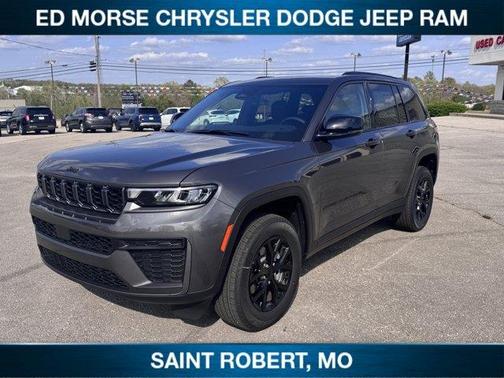 Metallic 2026 Jeep Grand Cherokee Laredo