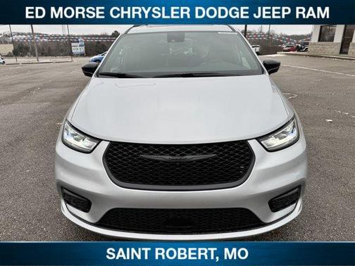 2026 Chrysler Pacifica Limited