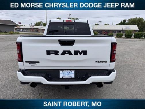 Bright White Clearcoat 2026 RAM 1500 Big Horn