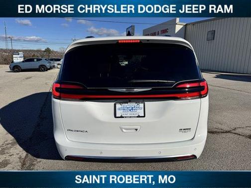 2026 Chrysler Pacifica Pinnacle