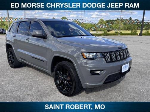 Sting Gray Clearcoat 2021 Jeep Grand Cherokee Laredo X